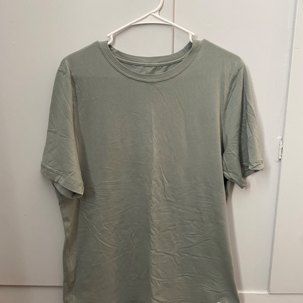 Vuori Sage Green Short Sleeve Tee